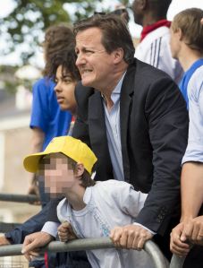 article-2681469-1F6C271300000578-683_964x1272